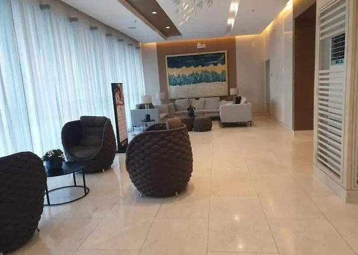 Shore 3 Residences With Netflix And Wifi *