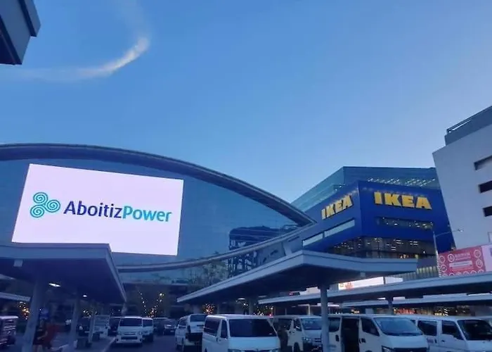 Shore 3 Residences With Netflix And Wifi Manila